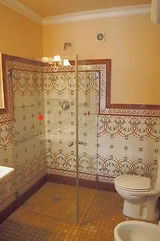 Szálloda Noucentista 2*